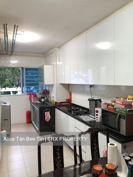 Blk 110 Tampines Street 11 (Tampines), HDB 4 Rooms #219135201